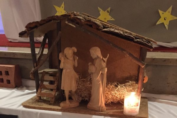 photo crèche ensemble scolaire notre-dame du vieux cours